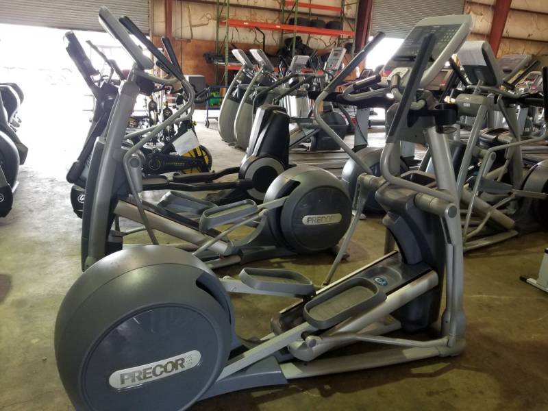 lot 3534 image: Precor EFX 576i Elliptical