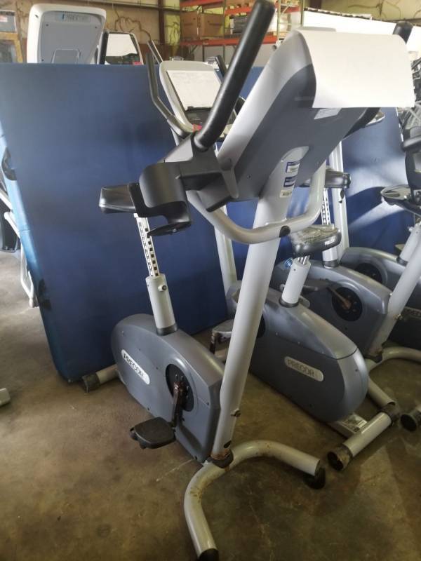 lot 3543 image: Precor Upright Bike 846i
