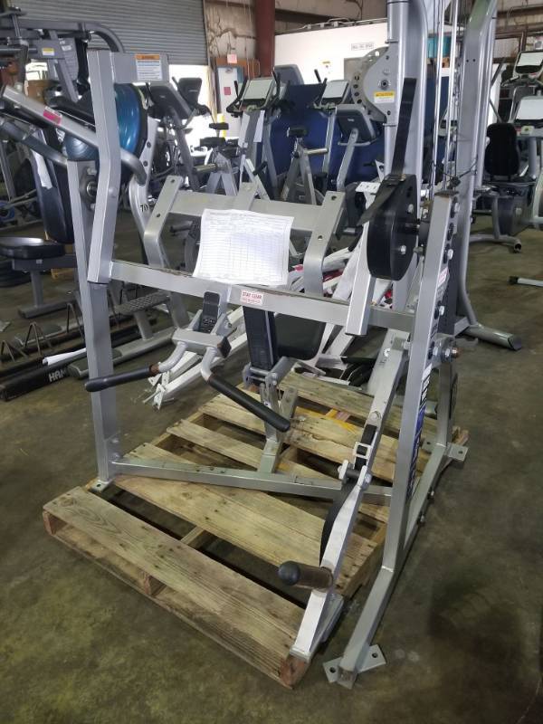 lot 3572 image: Hammer Strength Seated Bicep
