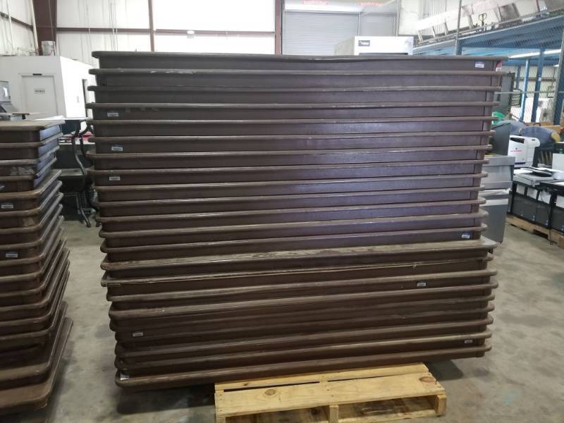 lot 4219 image: Plastic Folding Table 6ft