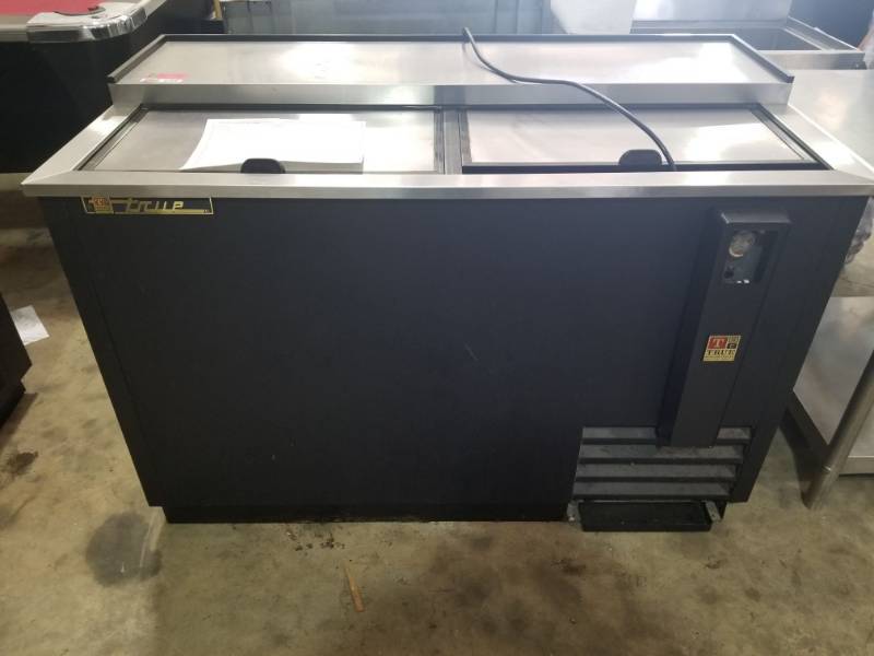 lot 4268 image: True Bottle Cooler TD-50-18