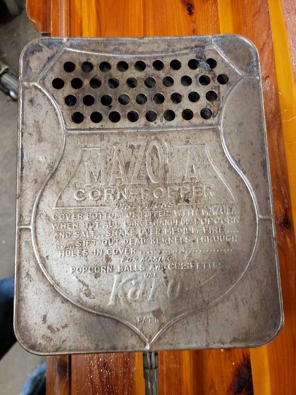 lot 10323 image: Vintage Mazola Popcorn Popper