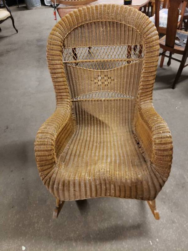 Nice Big Wicker Rocking Chair Texas Estate Antique Consignment