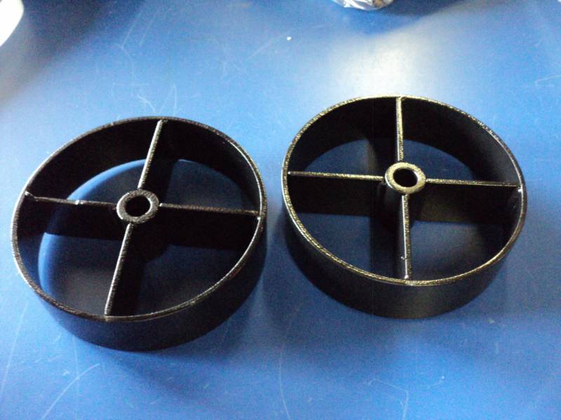 lot 7775 image: (1) pair metal wheels 6 diameter x 1-58 wide w 12 center hole