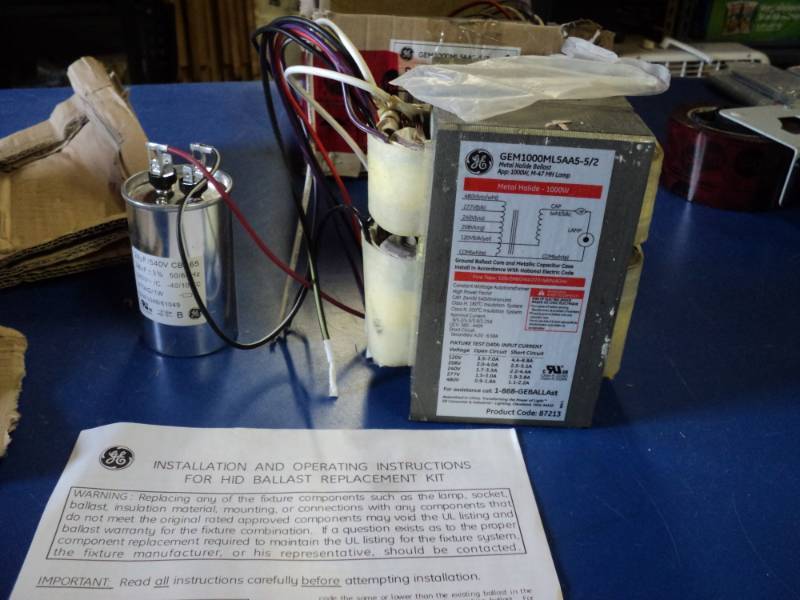 lot 7810 image: (1) GE Metal Hallide Ballast 87213 GEM1000ML5AA5-52, open box, untested