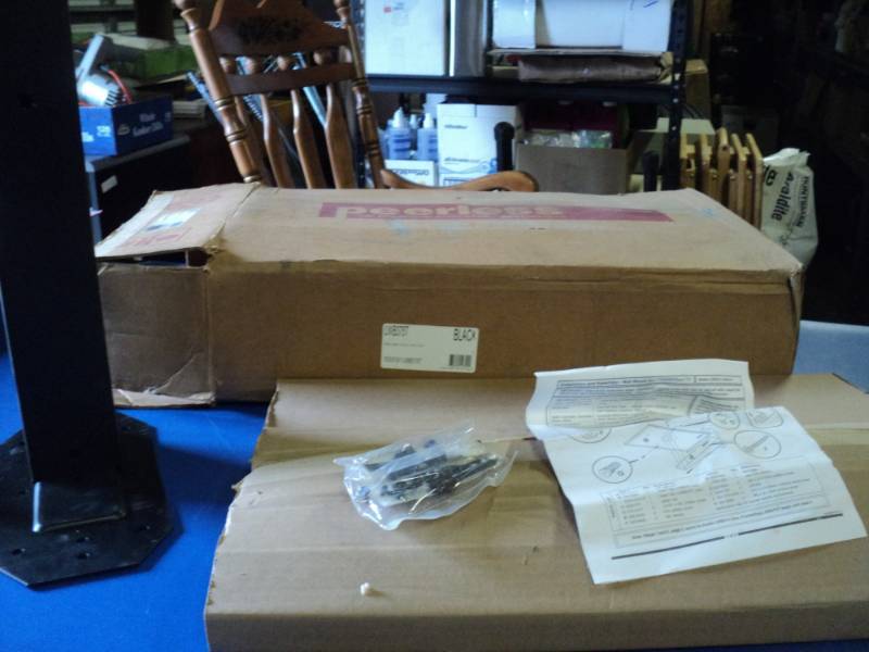 lot 7811 image: Peerless Wall Mount LWB375T black FXDTLT 24 x 16 x 18