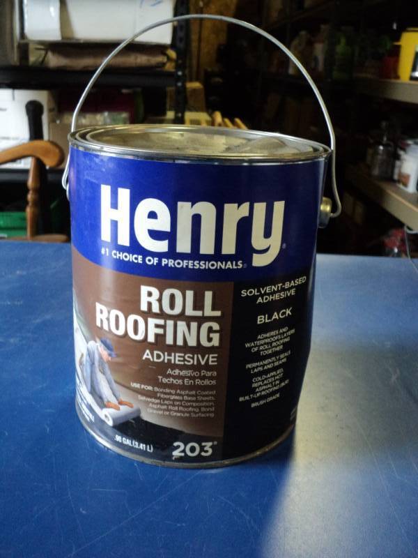 lot 7812 image: (1) .90 gallon Henry Roll Roofing Adhesive Black Solvent Based