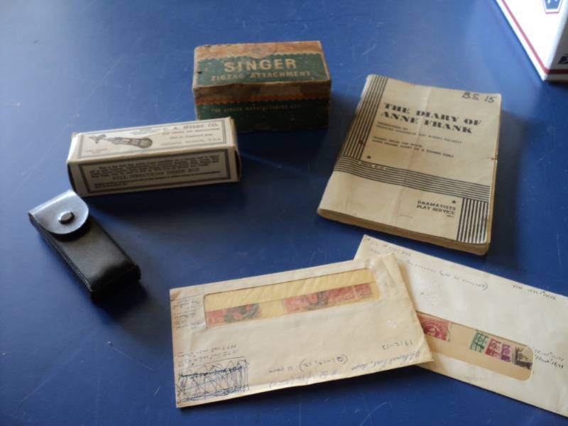 lot 7840 image: Mixed lot sewing foot, collectible stamps, awl, play, multi-tool