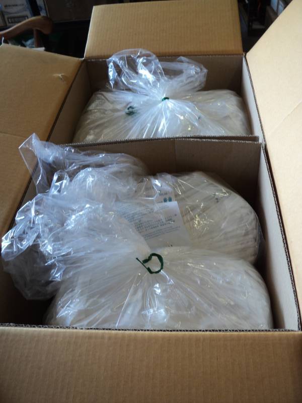 lot 7841 image: (1) case Esteem CP Clean Process Sterile Synthetic Gloves Size 8, Latex Free, over 200 pairs gloves pictured are similar in style