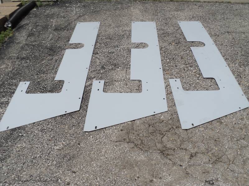 lot 7856 image: (3) pieces metal approx 69 x 24