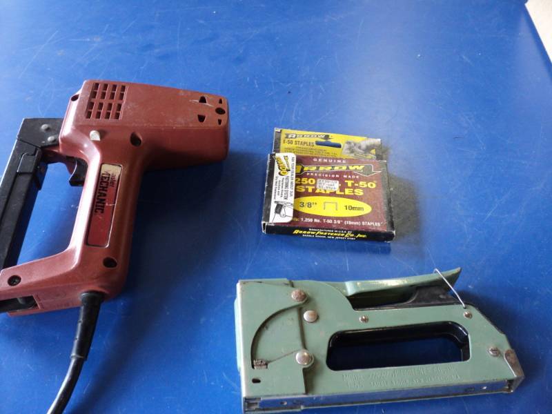 lot 7897 image: (3) ct lot (1) Arrow Staple Gun, (1) Master Electric Staple Gun, powers on-works, (1) pkg. Arrow T-50 Staples 38