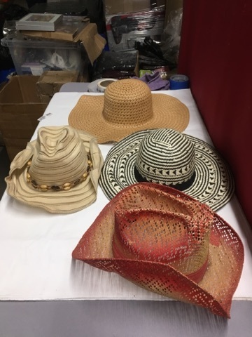 lot 3652 image: Lot of Straw Garden  Sun  Cowboy Hats