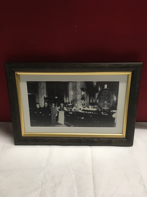 lot 3661 image: Framed and Matted Vintage Photograph