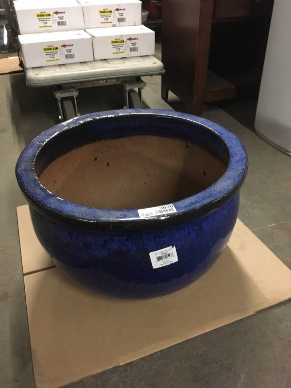 lot 3630 image: Large Glazed Bell Pot 20.5 Blue