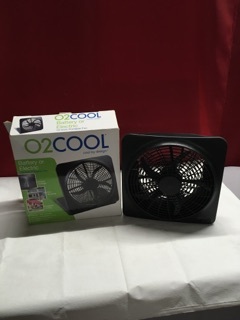 lot 3709 image: O2 Cool Personal Fan