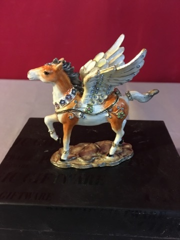 lot 3770 image: Pegasus Horse Figurine in Gift Box