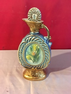 lot 3774 image: Whiskey Decanter Collectible