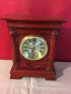 lot 3785 image: Clock for Mantle