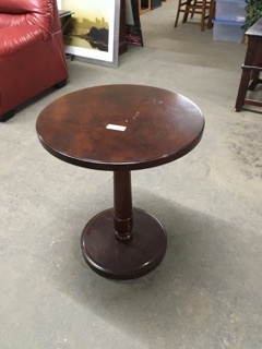 lot 3797 image: Pedistal Occasional Table - Mahogany Color