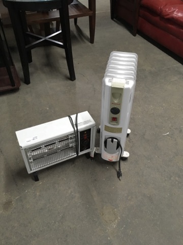 lot 3799 image: Pair of Electric Space Heaters
