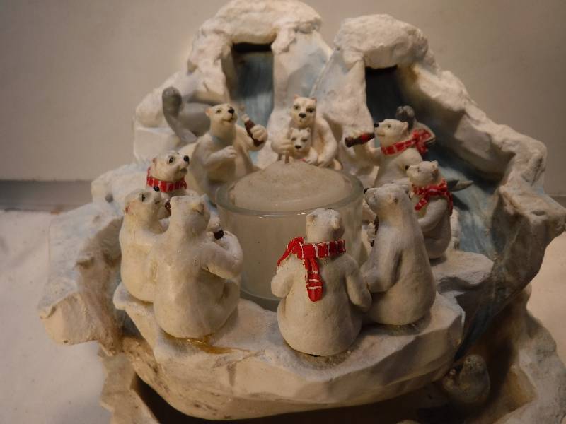 lot 4291 image: coca cola bears