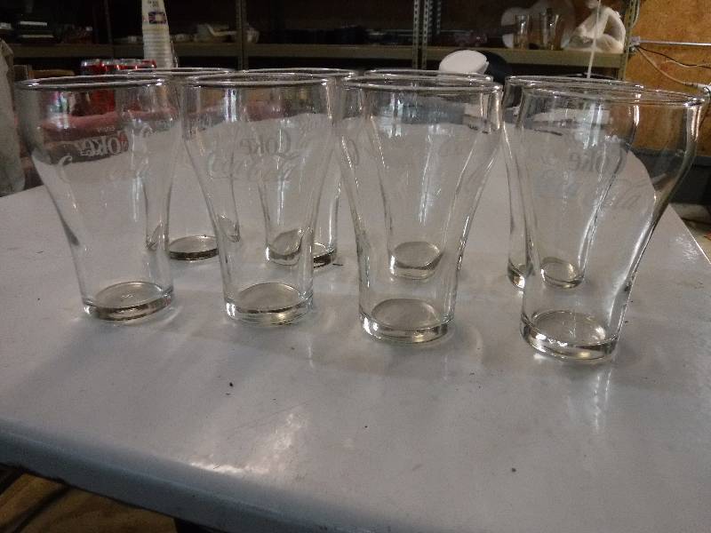 lot 4303 image: 8-coca cola glasses