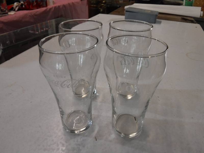 lot 4305 image: 4-coca cola glasses