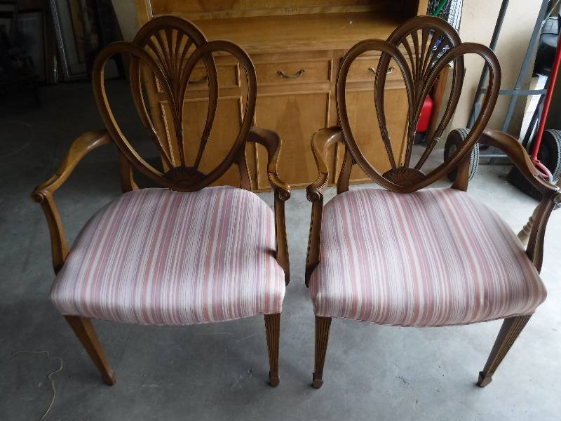 lot 4313 image: nice pair of antique solid wood chairs