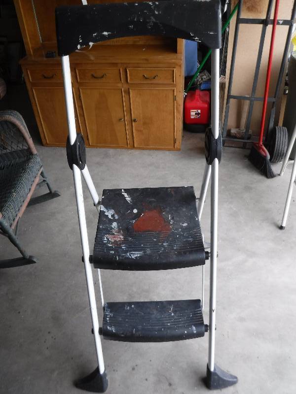 lot 4320 image: werner step stool project ladder