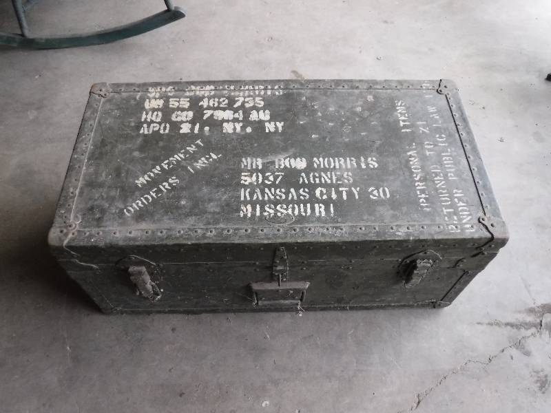 lot 4325 image: Army trunk