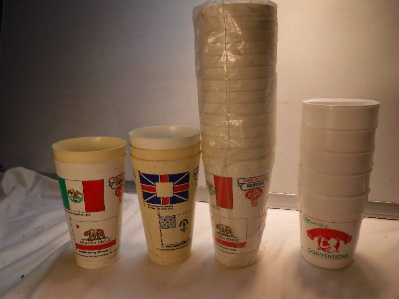lot 4361 image: vintage dr pepper plastic cups and coke cups