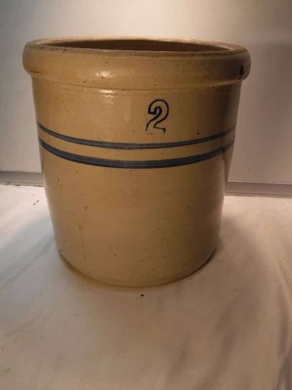 lot 4363 image: Number 2 crock