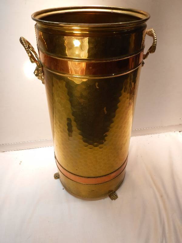 lot 4364 image: Umbrella or cane holder bucket