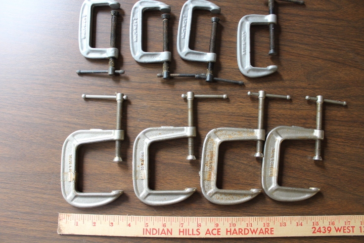 lot 5700 image: 8 C-clamps