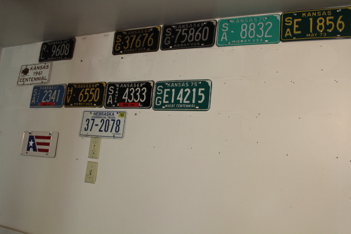 lot 5701 image: Vintage License Plates and Car Tags