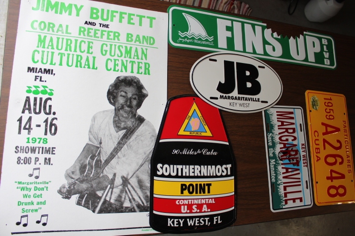 lot 5709 image: Jimmy Buffett Signs and Margaritavillle Tags
