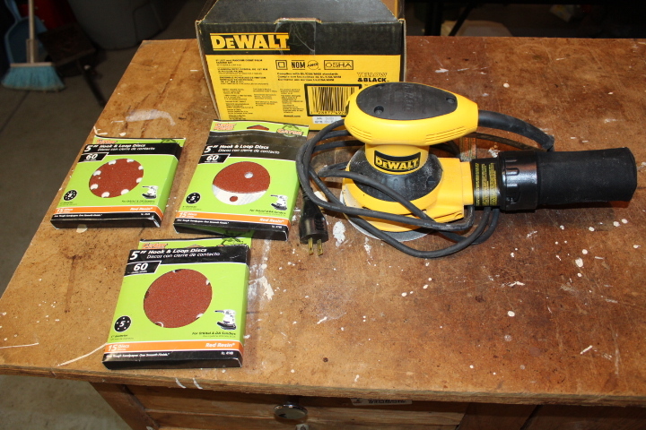 lot 5766 image: Dewalt Palm Sander