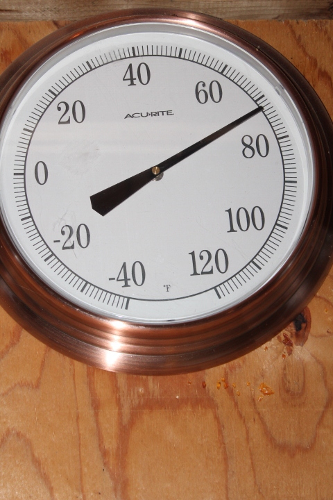 lot 5835 image: Thermometer