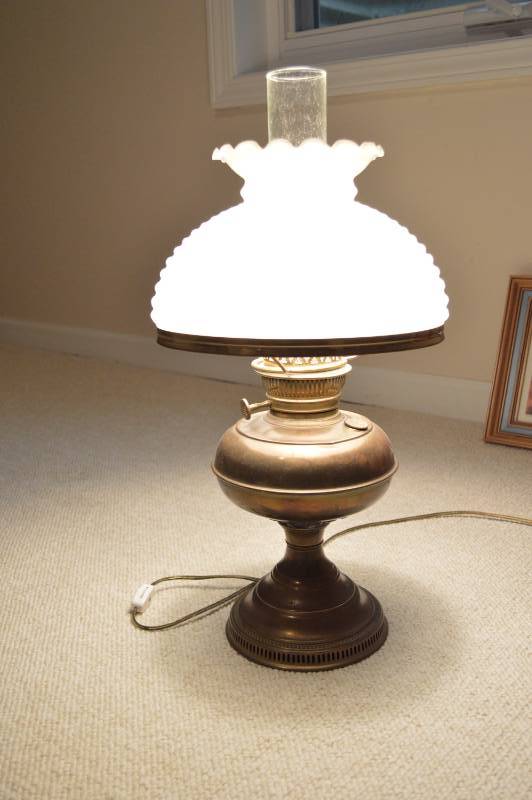 lot 5732 image: B&H Brass Lamp with Hobnail Shade