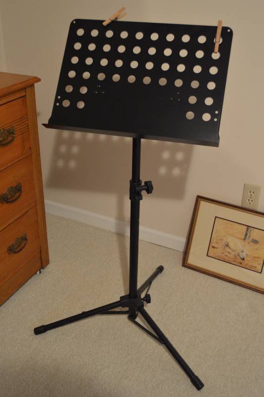 lot 5748 image: Music Stand