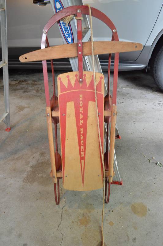 lot 5782 image: Sled