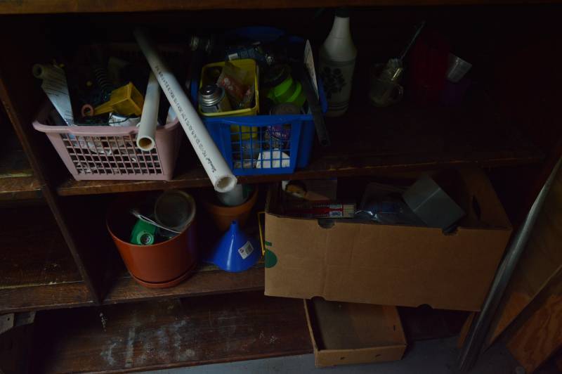 lot 5834 image: Contents of 2 Shelves - Hardware and Planter