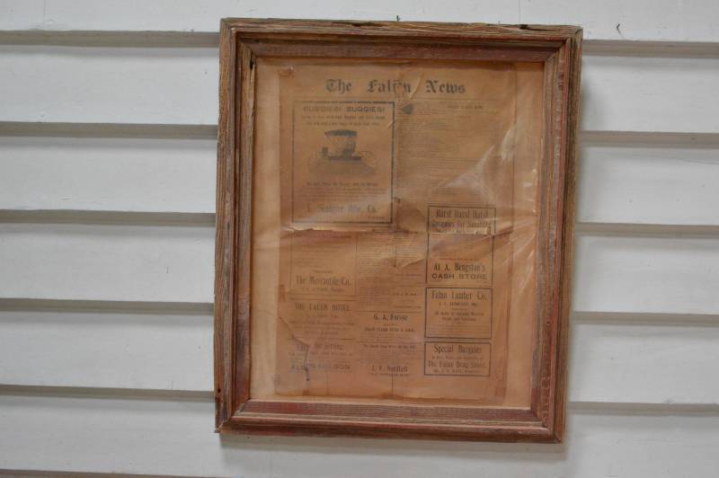 lot 5620 image: Old Ad in Wooden Frame - The Falun News