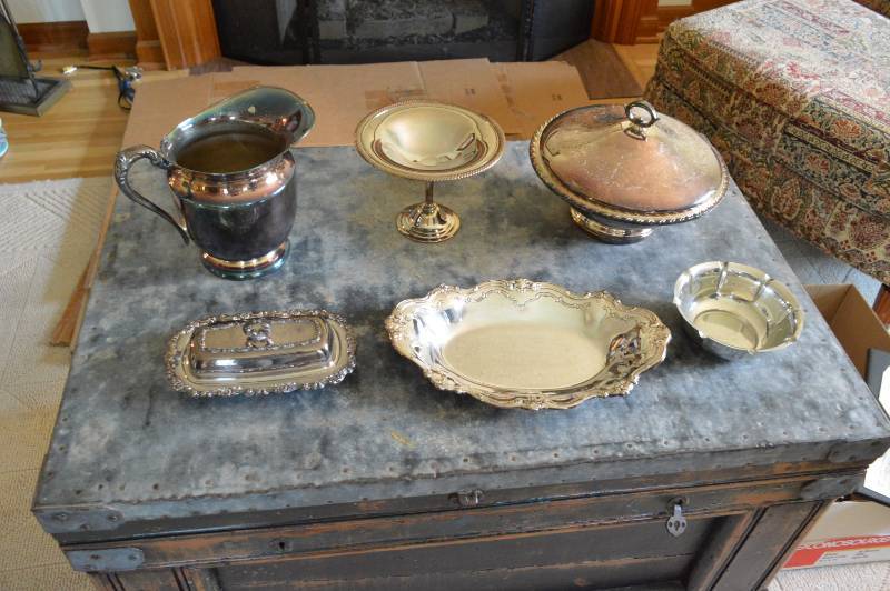 lot 5634 image: 6 Pieces Silverplate