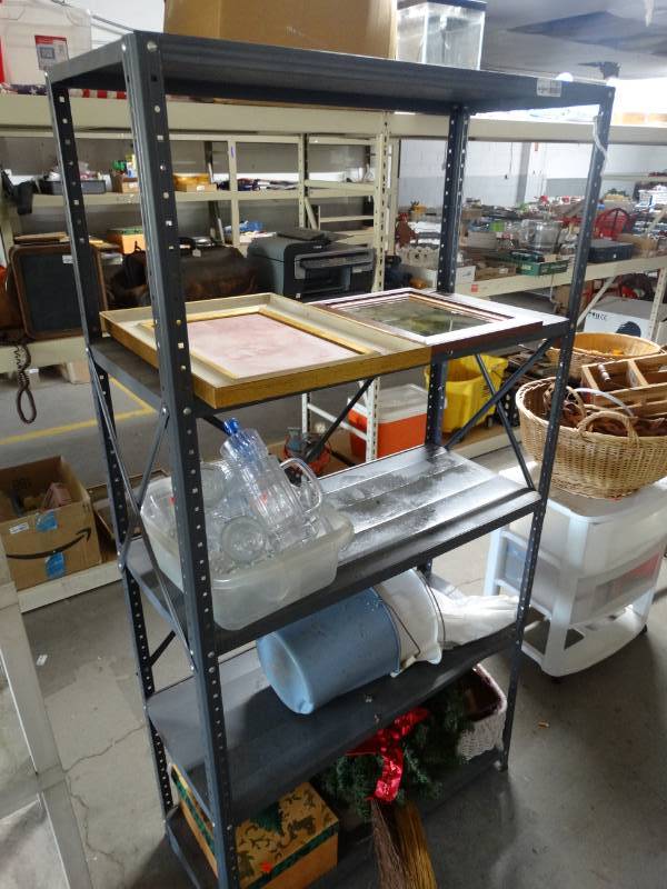 lot 17367 image: Metal 6 shelf with contents.