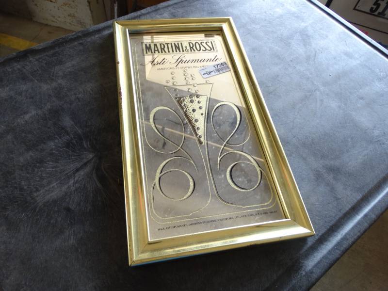 lot 17369 image: Martini and rossi mirror.