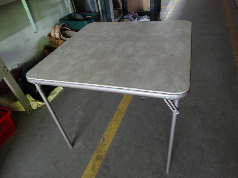 lot 17473 image: Card table.