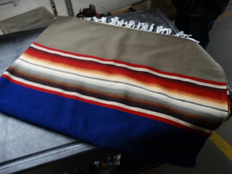 lot 17481 image: Blanket.