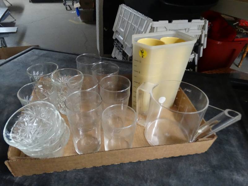 lot 17503 image: Lot of glassware & plastic ware.