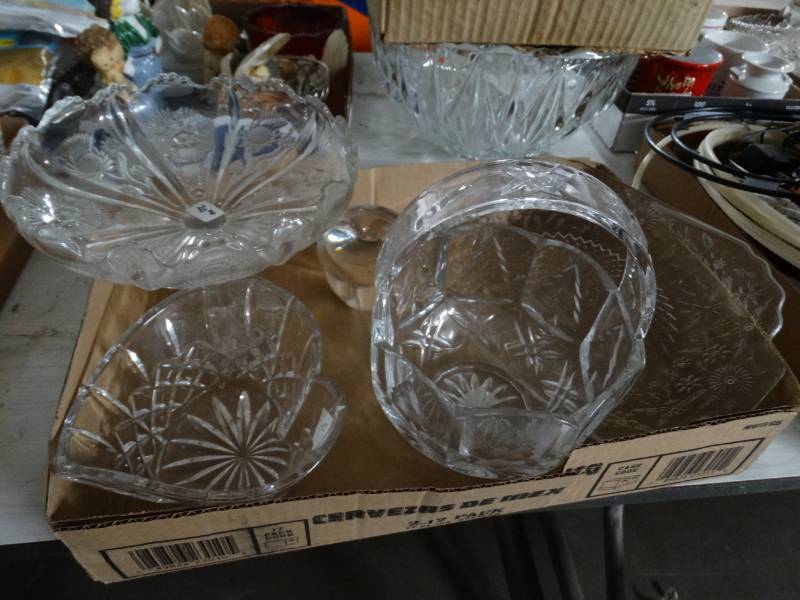 lot 17507 image: Lot of glassware.